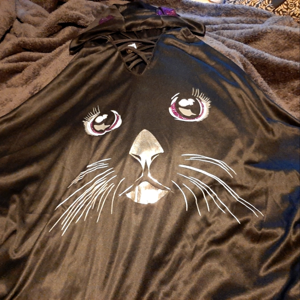 Cat face cape Spirit Halloween Size 0